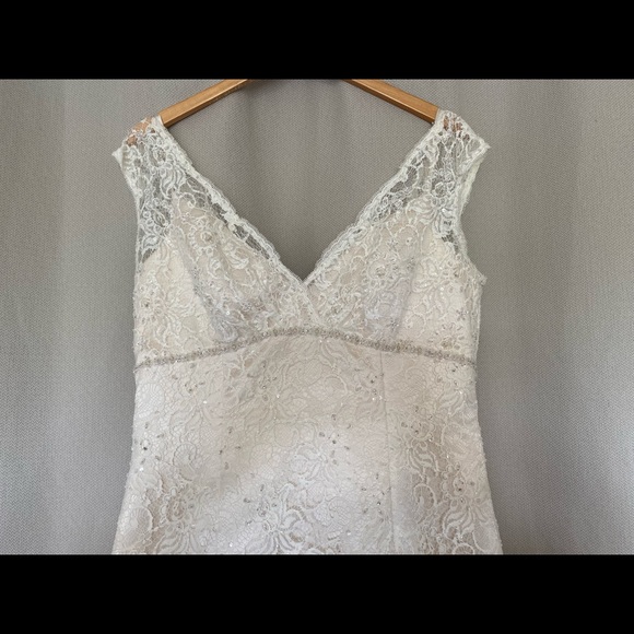 David’s Bridal Wedding Dress SZ 16 - Picture 4 of 7